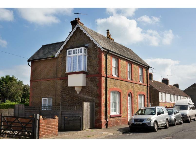 Sandown Villa Holiday Home Deal Bagian luar foto